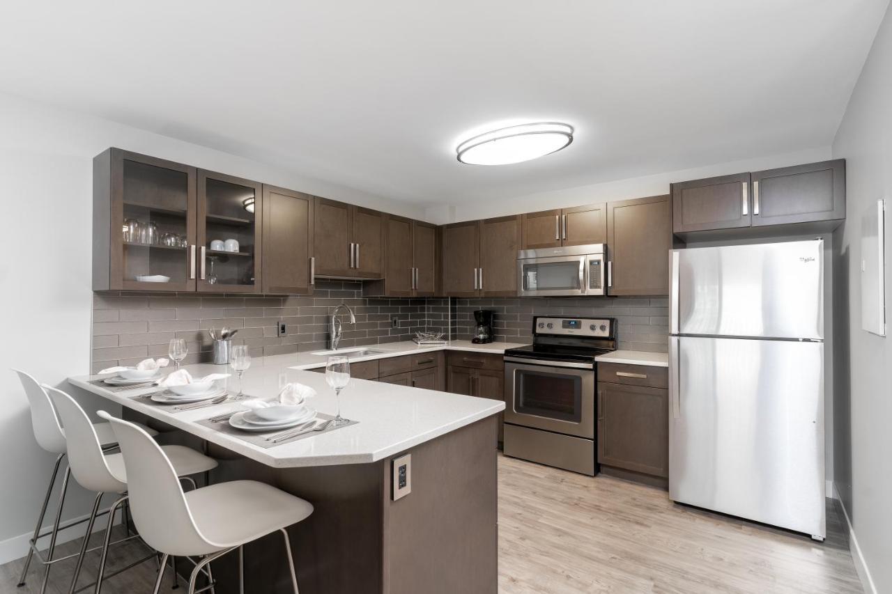 Fort Garry Place Furnished Suites 위니펙 외부 사진