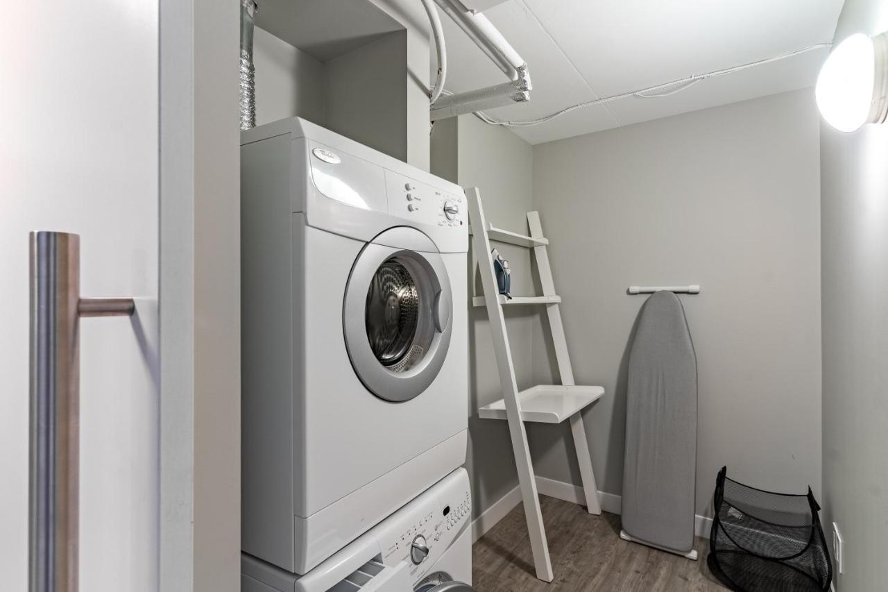 Fort Garry Place Furnished Suites 위니펙 외부 사진